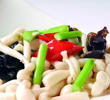 Stir-fried Enoki Mushrooms with Garlic Shoots