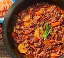 Stewed Beef Tendons and Brain in Iron Pot