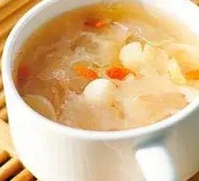 Tremella and Lotus Seed Soup