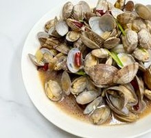 Spicy Stir-Fried Clams