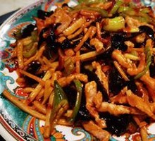 Fish-Flavored Shredded Pork Rice Bowl