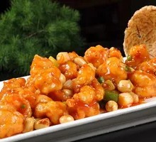 Cashew Chicken with Spicy Sauce