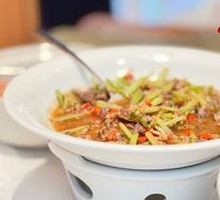 Stir-Fried Beef with Green Peppers Rice Bowl