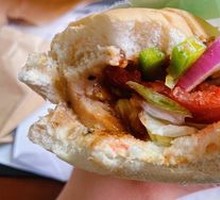 Black Pepper Chicken Sandwich with Five Blacks