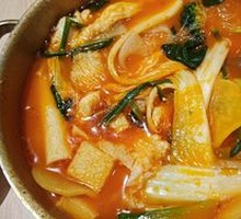 Spicy Hot Pot with Tomato Base