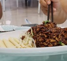 Beijing-style Shredded Pork in Soy Sauce