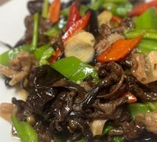 Stewed Pork with Chestnut Mushrooms