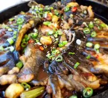 Braised Mandarin Fish with Garlic