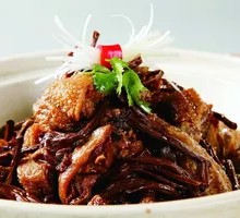 Chicken Stewed with Mushrooms