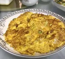 Pan-fried Egg with Greens