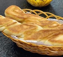 Steamed Yeast Dough Rolls
