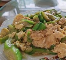 Egg Stir-Fried Loofah