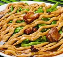 Braised Spare Ribs with Steamed Buns