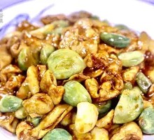 Stewed Pork Intestines with Garlic