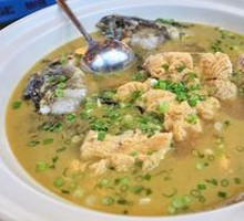 Stewed River Fish with Home-style Flavor