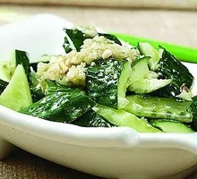 Garlic Cucumber Salad