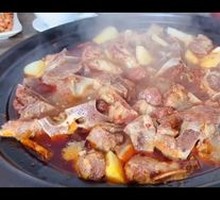 Stewed Beef Steak and Bones