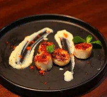 Yin-Yang Australian Scallops with Cognac Organic Cauliflower Puree