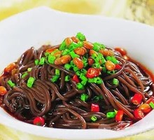 Sour Spicy Jelly Noodles