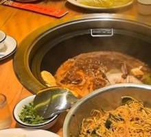 Clay Pot Stewed Yellow Catfish