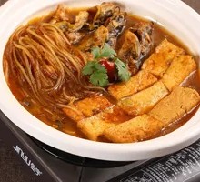 Stewed Yellow Catfish in Clay Pot