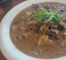 Chicken Stewed with Mushrooms