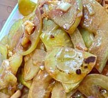 Stir-fried Green Tomatoes with Scrambled Eggs