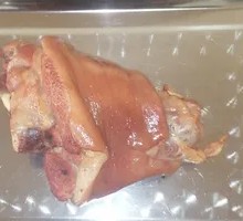 Old-Style Smoked Pork Elbow