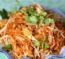 Lao Gan Ma Stir-Fried Noodles