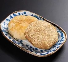 Meat-filled flatbread