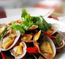 Spicy Stir-Fried Clams