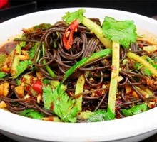 Mixed fern root noodles