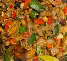 Smoked Bamboo Shoots with Rural Sausage