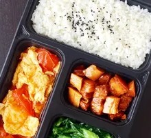 Spicy Bamboo Shoot Braised Pork Rice
