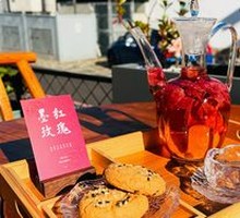 墨红玫瑰