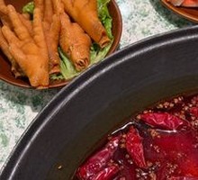Intangible Heritage Stir-Fried Sauce Whole Red Pot
