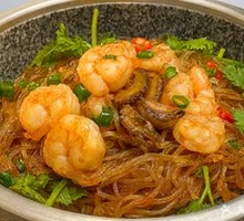 Unlimited Seafood Noodle Pot