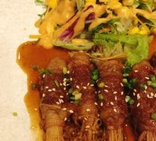 Beef Rolls with Enoki Mushrooms