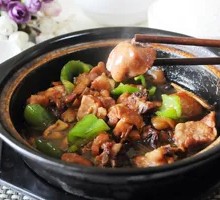 Stewed Chicken with Brown Sauce