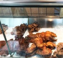 Spicy Pig Trotters