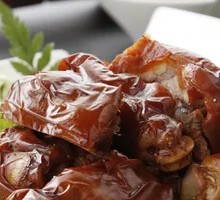 Skimmed Pork Trotter