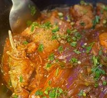 Stewed River Catfish in Iron Pot