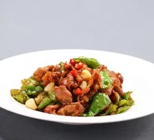 Stir-fried Pork with Long Green Chili