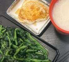 Freshly Ground Soy Milk