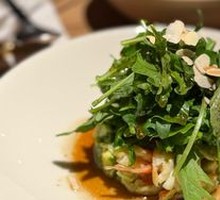 Avocado Shrimp Salad