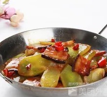 Spicy Sichuan-style腊肉 with Bitter Melon