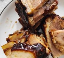 Braised Pork Elbow in Sweet Sauce