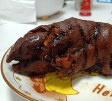 Spiced Five-Spice Pork Trotters