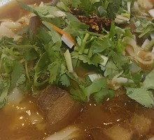 Braised Pork with Hand-Pulled Noodles