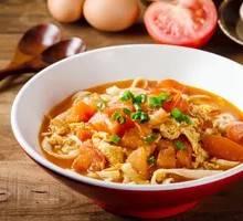 Tomato and Egg Knife-Sliced Noodles